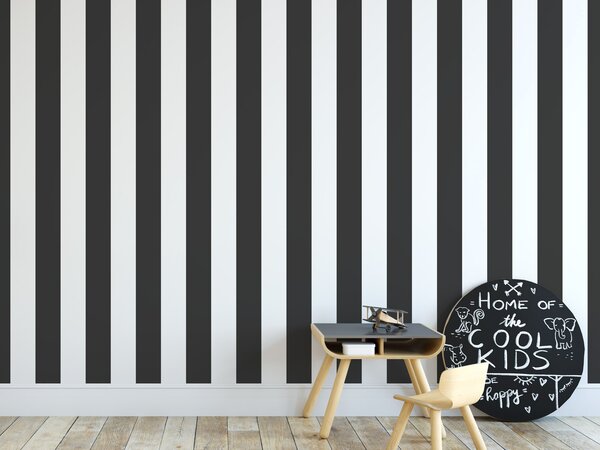 FUGU Tapeta - Pruhy svislé Antracit Materiál: Digitální eko vlies - klasická tapeta nesamolepicí