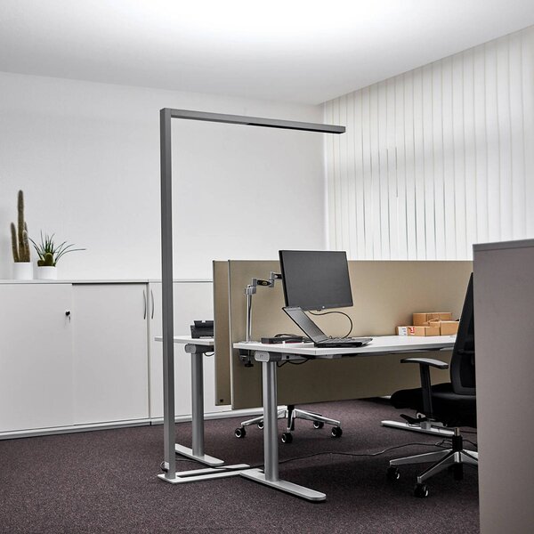 Arcchio LED kancelářská stojací lampa Jolinda, stříbrná, 4 000 K, senzor, stmívatelný, Hliník / šedá / zinek, Pracovna / kancelář, Hliník, Moderní