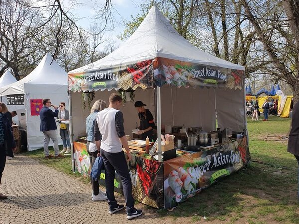 Nůžkový párty stan 3x3 m TENTino BH EXTREME PVC EXTRA HIGH ROOF Barva opláštění (Zvolte variantu): 7A - ČERVENÁ (VOLÁNY BÍLÉ)