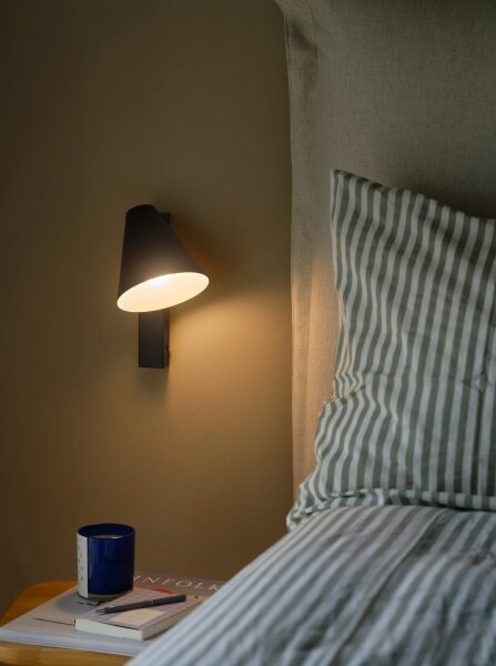 Nordlux - Nástěnná lampa s USB WILMER 1xE14/40W/230V černá