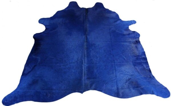 Koberec kusový hovězí kůže 4,7 m2 barvená modrá Speciální 4,0 m2 a větší