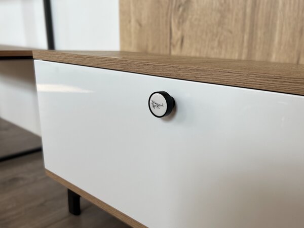 In-Design Nábytková knopka Bianco černá, motiv letadlo V33