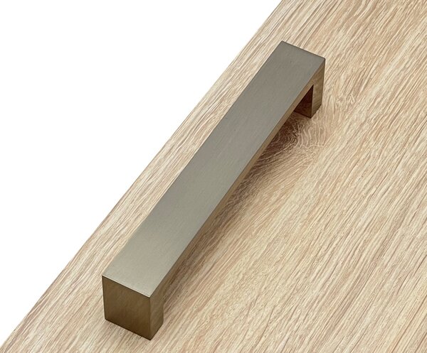 In-Design Nábytková úchytka Lila nikl broušený Rozteč úchytky (mm): 128