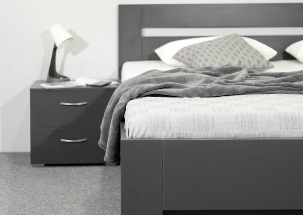 Manželská postel s úložným prostorem a rošty LINDA