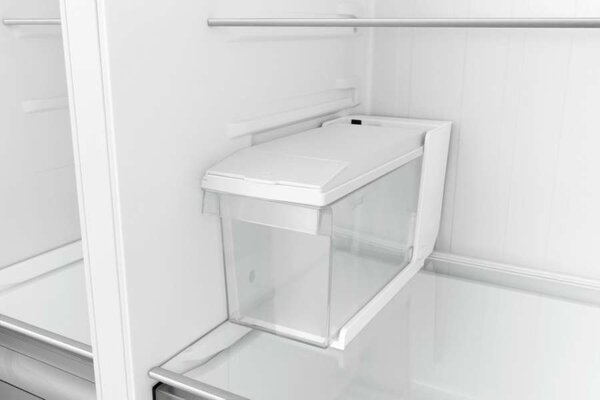 Americká chladnička Hisense RS5P528STIE – objem 347 / 181 l, hlučnost