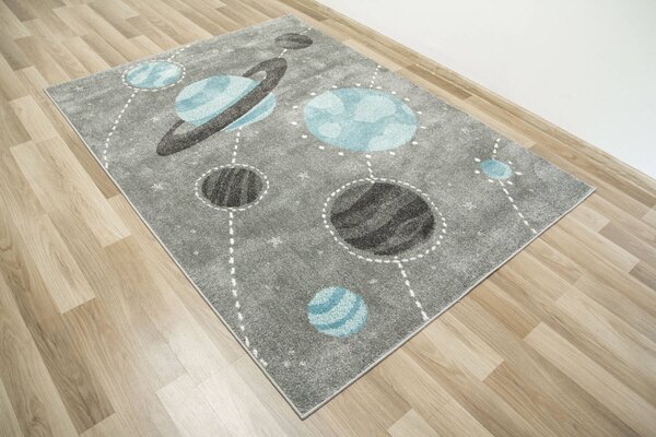 Makro Abra Dětský kusový koberec Lima F495A Planety Vesmír šedý modrý Rozměr: 120x170 cm