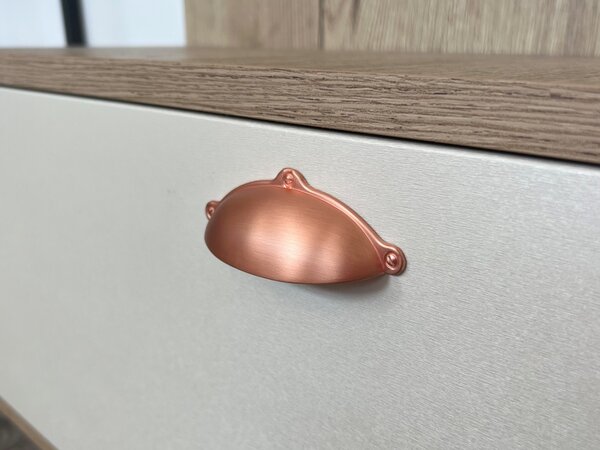 In-Design Nábytková úchytka SARDENA měď