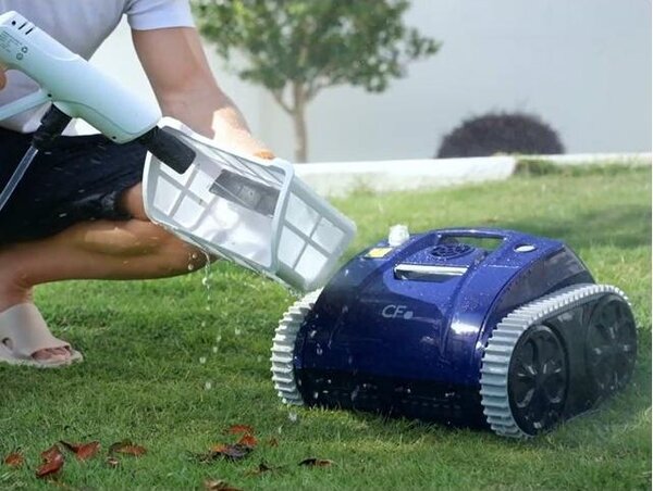 Automatický vysavač Planet Pool CF 200 AKU
