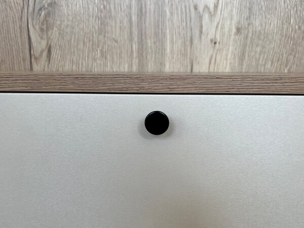 In-Design Nábytková knopka TAIP černá lesklá