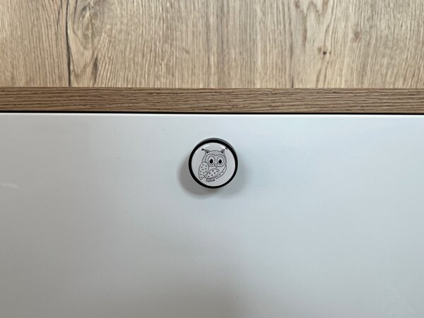 In-Design Nábytková knopka Bianco černá, motiv sova V108