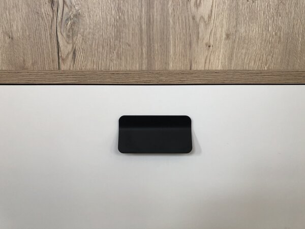 In-Design Nábytková úchytka Tokio černá