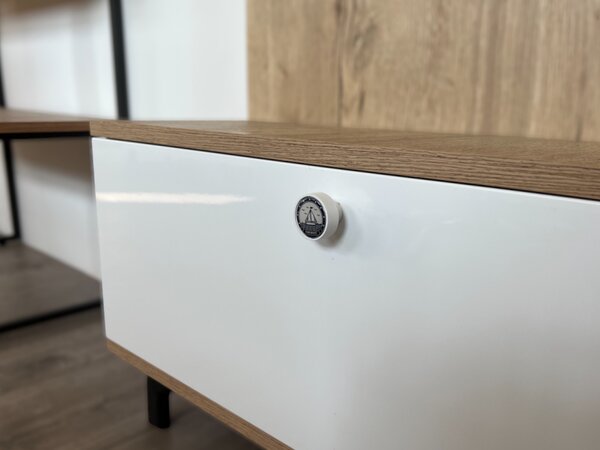 In-Design Nábytková knopka Nero bílá, motiv loďka V62