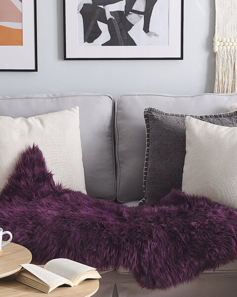 Dekorativní ovčí kůže ULURU Purpurová 65 x 110 cm