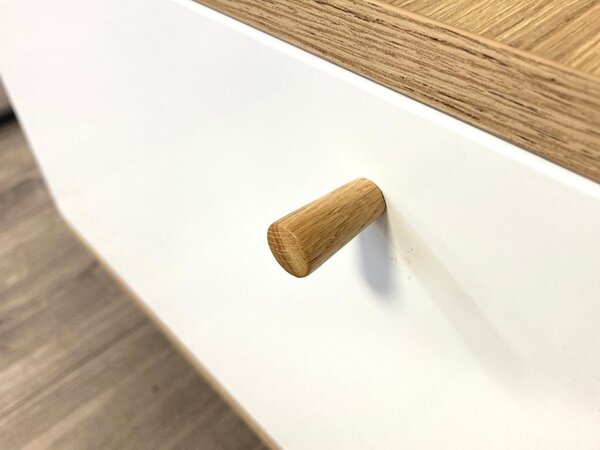 In-Design Nábytková knopka/věšák Fonta mini dub lakovaný