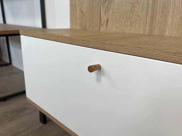 In-Design Nábytková knopka/věšák Fonta mini dub lakovaný