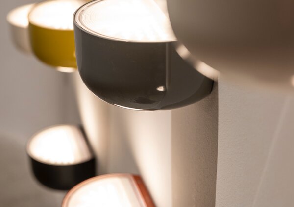 Nástěnné LED svítidlo Flos Bellhop Wall Up, š.19,1cm, d.15cm, v.10,8cm Barva: Modrá