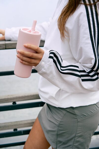 Eva Trio Sip'n'Go termohrnek s brčkem 0,6 l Funky Ballerina, růžový nerezový tumbler na studené nápoje do auta