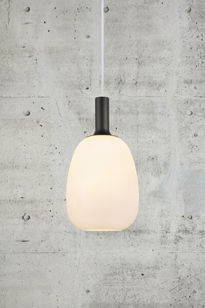Závěsné svítidlo Nordlux Alton, opálové sklo Průměr: Ø 23 cm
