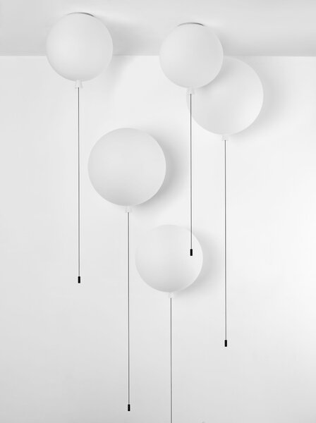 Brokis Stropní svítidlo Memory Ceiling 250 PC878, 1xE27 Barva skla: Triplex opál, Koncovka: Černá, Povrchová úprava skla: Matovaný oboustranný povrch skloviny