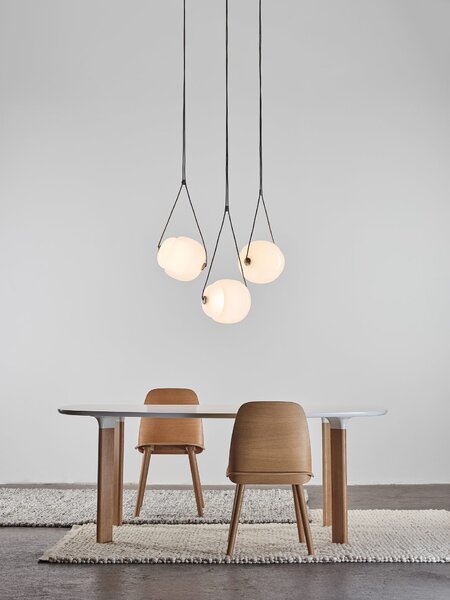Brokis Designové LED závěsné svítidlo Capsula single PC937, 2700K Barva skla: Šedá kouřová - transparentní sklo, Barva vnitřního skla: Šedá kouřová - transparentní sklo, Baldachýn: Kov - černý matný komaxit