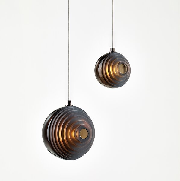 Bomma Luxusní závěsné svítidlo Dark & Bright Star small, ø 10 cm Povrch Montury: Kartáčovaná zlatá, Barva skla: Dark, Baldachýn: Ne