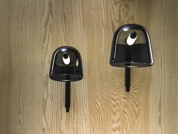 Nástěnná LED lampa Brokis Mona medium Wall PC970, 2700K Povrch Montury: kov - černý matný komaxit, Barva skla: Šedá kouřová - transparentní sklo, Povrch baldachýnu: kov - černý matný komaxit