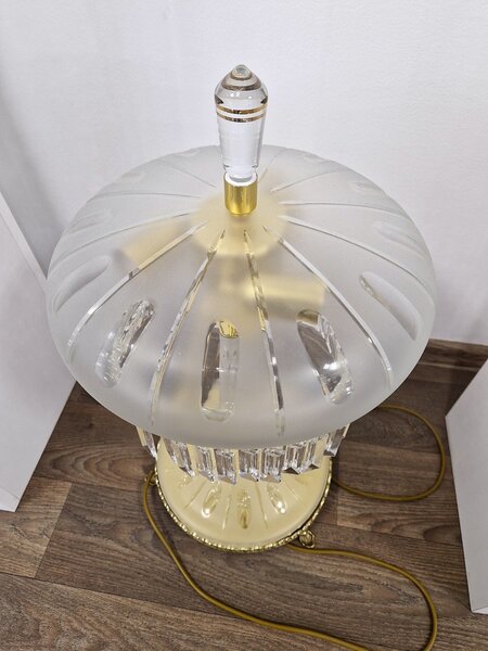 Aleš Zvěřina - Studio AZ-DESIGN Velká stolní lampa z pískovaného skla s hlubokým brusem Simone-SB-Gold