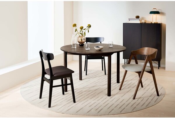 Hnědý kulatý rozkládací jídelní stůl z dubového dřeva ø 120 cm Noor – Hammel Furniture