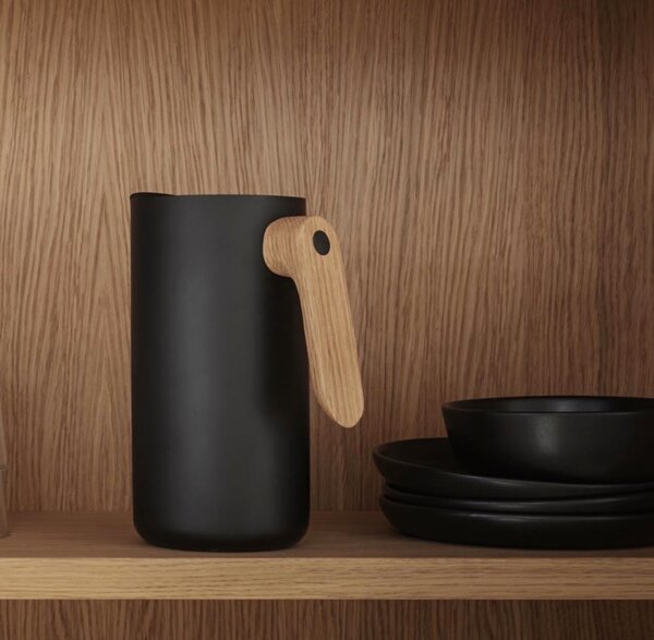 EVA SOLO Džbán Nordic Kitchen Black - 1,4 l ESL225