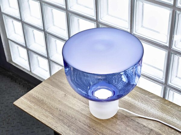 Designová stolní lampa Brokis Lightline S, PC972 Barva skla: Transparentní číré sklo, BARVA SPODNÍ ČÁSTI SKLA: transparentní sklo, POVRCHOVÁ ÚPRAVA SPODNÍ ČÁSTI SKLA: lesklý povrch skloviny