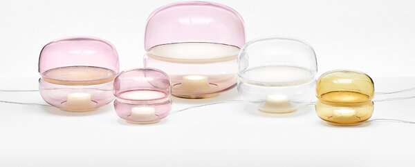 Designová stolní lampa Brokis Macaron L, PC1040 Barva skla: Šedá kouřová - transparentní sklo, Základna: Dub evropský - bíle mořený (CSFB1575), Disk: BROKISGLASS - kouřově šedá mat (CSOP1577)