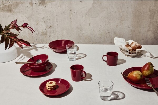 Iittala Talíř Teema 17cm, červený cherry