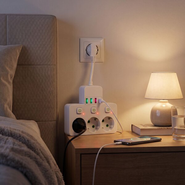 Toolight Toolight, JNH018, zásuvkový rozbočovač 3 zásuvky + 3× USB-A + USB-C s LED světlem, bílá, OSW-56306