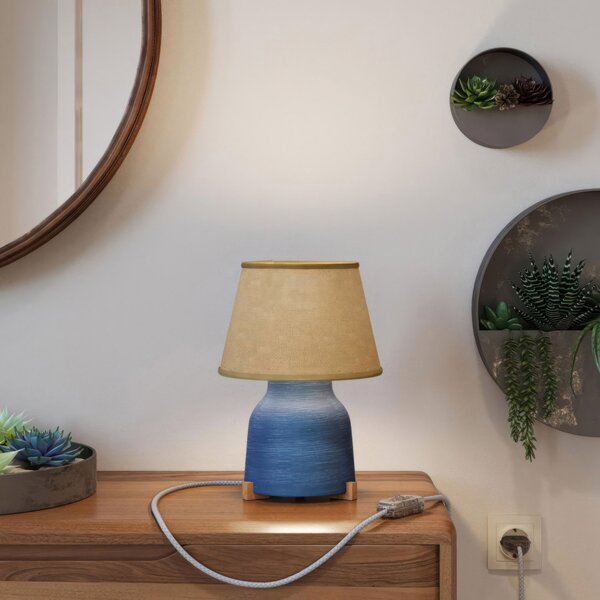 Creative cables Keramická stolní lampa vaso se stínidlem Impero, s textilním kabelem, vypínačem a dvoupólovou zástrčkou Barva: Efekt beton-černá