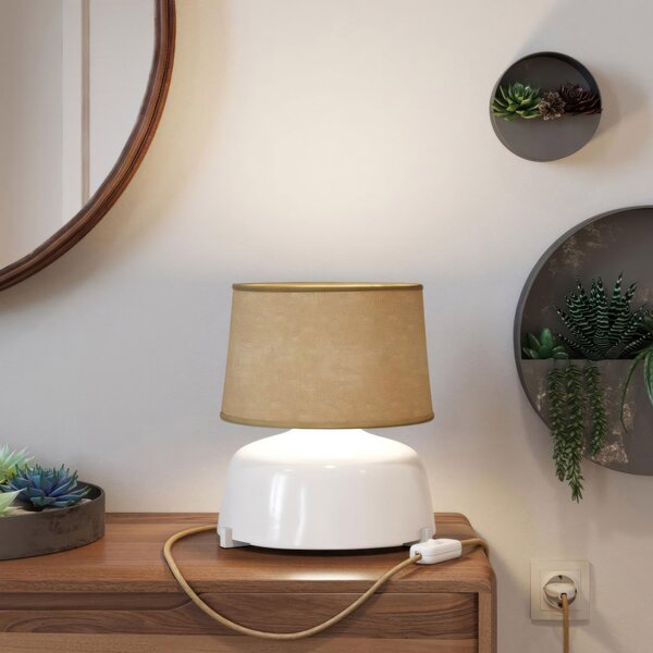 Creative cables Keramická stolní lampa coppa se stínidlem Athena, s textilním kabelem, vypínačem a dvoupólovou zástrčkou Barva: Lesklá bílá-juta