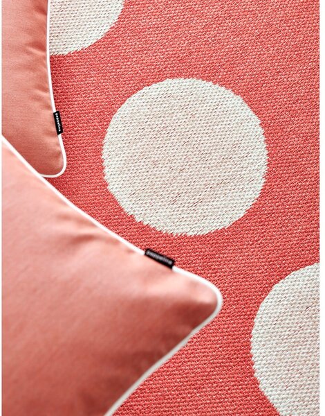 Vnitřní a venkovní běhoun v lososové barvě 70x150 cm Vera Flamingo – Pappelina