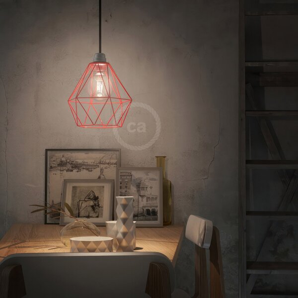 Creative cables Závěsná lampa s textilním kabelem, stínidlovým rámem diamant a kovovými detaily Barva: Černá