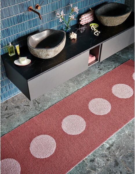 Světle červený vnitřní a venkovní běhoun 70x280 cm Vera Pop Blush – Pappelina