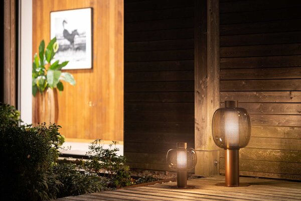 Venkovní designová lampa Brokis Bonbori Small PC1166, IP44 Povrch Montury: kov - černý matný komaxit (CCS846), Barva skla: šedá kouřová - transparentní sklo (CGC516), Stmívání: TRIAC - STANDARDNÍ VERZE (CEDV2865)