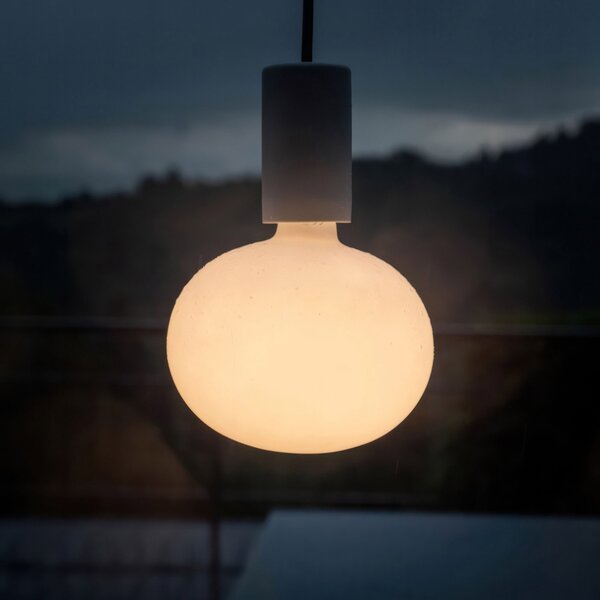 Creative cables EIVA elegant závěsná lampa IP65 do exteriéru s kabelem, decentralizerem, silikonovým baldachýnem a objímkou, voděodolná Barva: Petrolejová