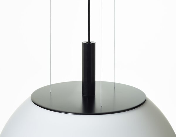 Brokis Designové závěsné svítidlo Sfera PC1284, Ø60cm Povrch Montury: kov - černý matný komaxit (CCS846), Barva el. vedení: textilní kabel - černý (CECL519), Baldachýn: kov - černý matný komaxit (CCSC619)