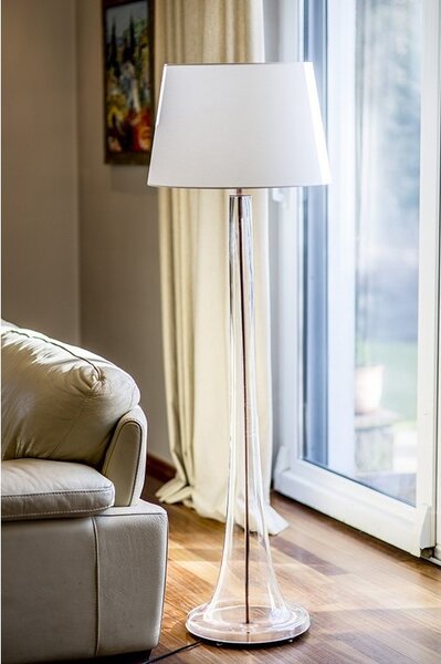 4concepts Designová stojací lampa ZURICH TRANSPARENT Barva: Černá