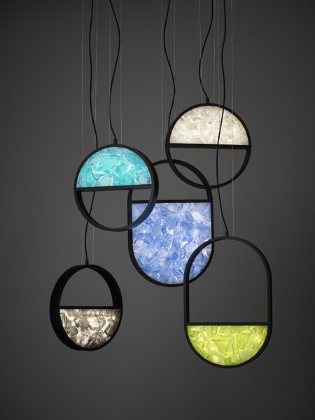 Brokis Designové závěsné svítidlo Geometric Oval 2/3 Bottom PC1150 Barva spodní části skla: triplex opál BROKISGLASS (CGGB2768), Povrchová úprava skla: lesklý povrch (lícová strana) (CGSU2736)