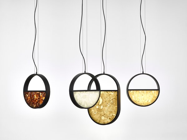 Brokis Designové závěsné svítidlo Geometric Oval 2/3 Bottom PC1150 Barva spodní části skla: triplex opál BROKISGLASS (CGGB2768), Povrchová úprava skla: lesklý povrch (lícová strana) (CGSU2736)
