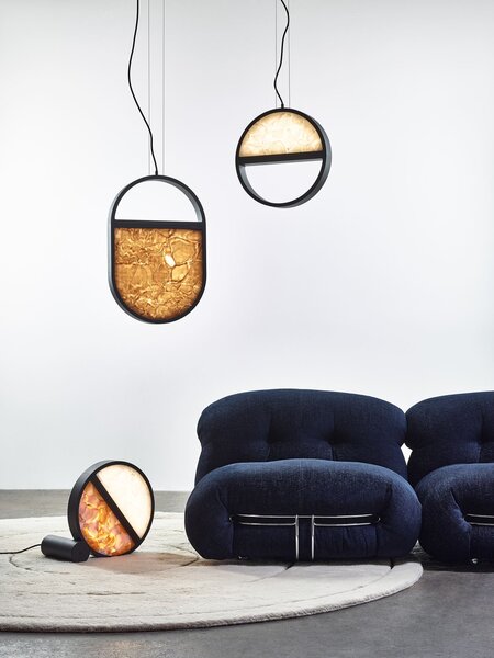 Brokis Designové závěsné svítidlo Geometric Oval 2/3 Bottom PC1150 Barva spodní části skla: triplex opál BROKISGLASS (CGGB2768), Povrchová úprava skla: lesklý povrch (lícová strana) (CGSU2736)