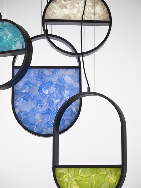 Brokis Designové závěsné svítidlo Geometric Oval 2/3 Bottom PC1150 Barva spodní části skla: triplex opál BROKISGLASS (CGGB2768), Povrchová úprava skla: lesklý povrch (lícová strana) (CGSU2736)