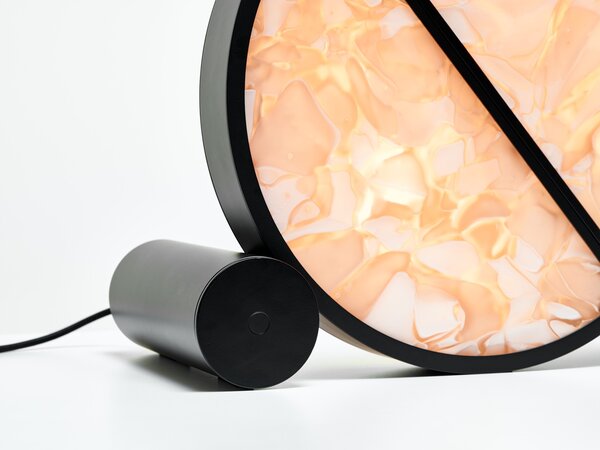 Brokis Designová stolní lampa Geometric PC1270, ⌀43cm Barva spodní části skla: triplex opál BROKISGLASS (CGGB2768), Povrchová úprava skla: lesklý povrch (lícová strana) (CGSU2736), Barva horní části skla: triplex opál BROKISGLASS (CGC2676)