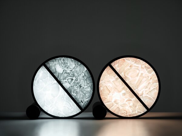 Brokis Designová stolní lampa Geometric PC1270, ⌀43cm Barva spodní části skla: triplex opál BROKISGLASS (CGGB2768), Povrchová úprava skla: lesklý povrch (lícová strana) (CGSU2736), Barva horní části skla: triplex opál BROKISGLASS (CGC2676)