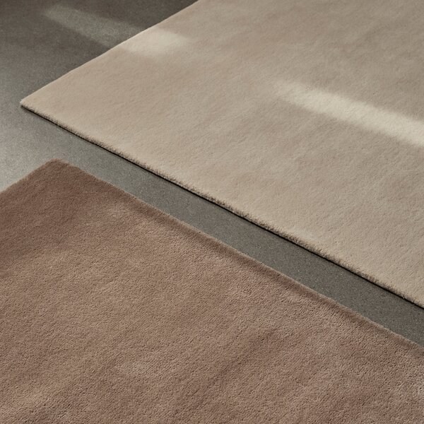 FERM LIVING Koberec Stille Tufted, Ash Brown, 140 x 200 cm