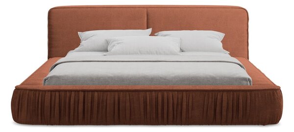 Čalouněná dvoulůžková postel v terakotové barvě s úložným prostorem s roštem 180x200 cm Keoni – Makamii